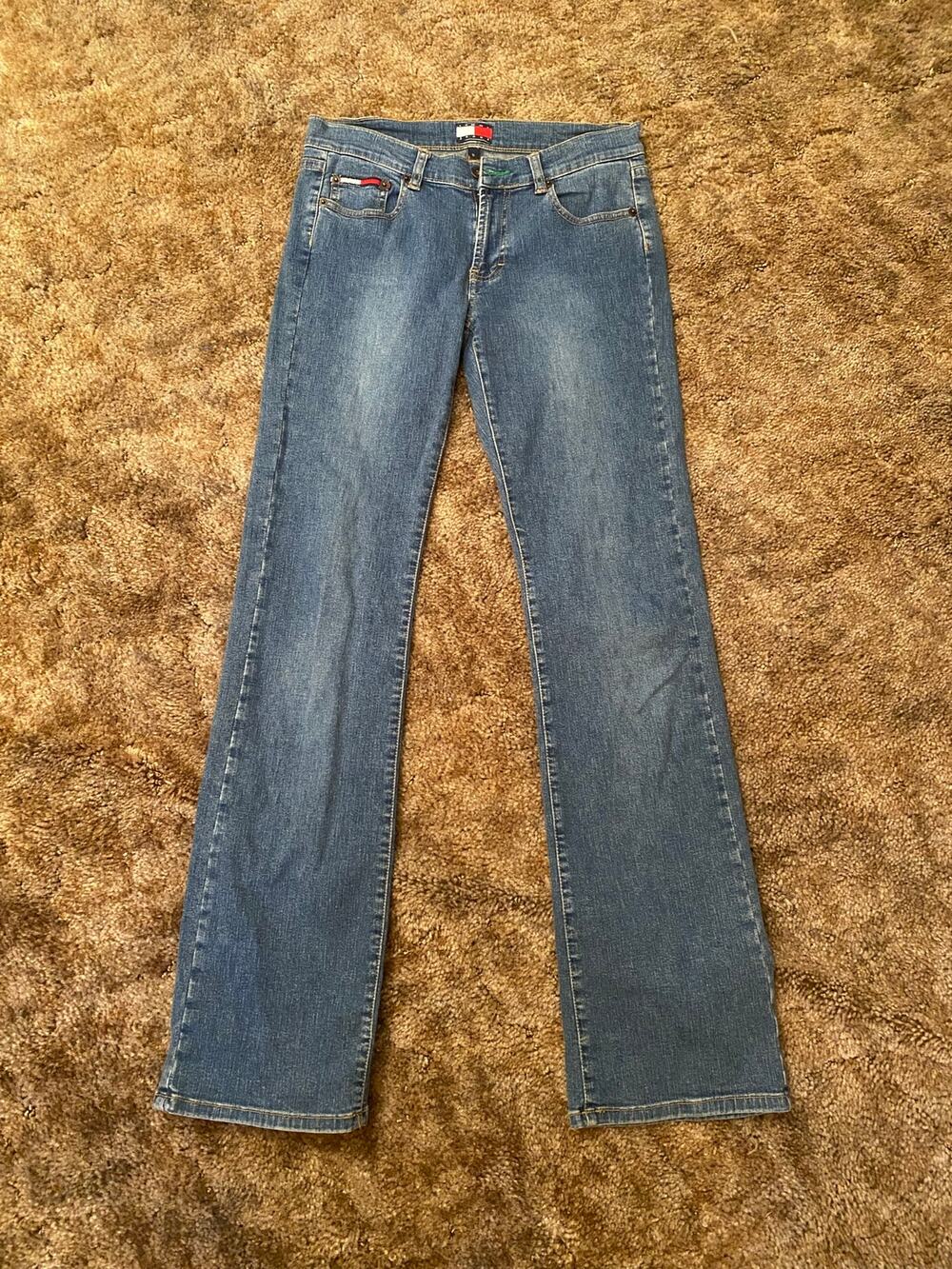 Vintage Y2K Tommy Hilfiger Logo Straight/Bootcut Flare Leg Jeans Mid/Low Rise